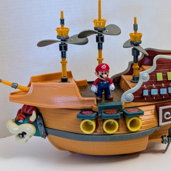 Super Mario Deluxe Bowser's Airship Jakks Pacific Toys No-Smoke Home Sound Works - Picture 2 of 4